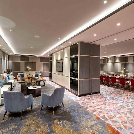 M World Hotel Formerly Known As Avante Hotel Petaling Jaya Bagian luar foto The lounge at KLIA