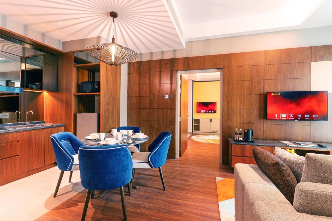 M World Hotel Formerly Known As Avante Hotel Petaling Jaya Bagian luar foto A suite at the hotel