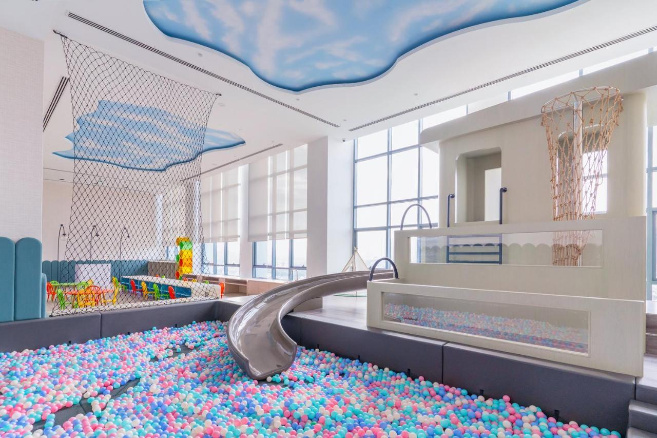 M World Hotel Formerly Known As Avante Hotel Petaling Jaya Bagian luar foto Ball pit at the Children's Museum of Indianapolis